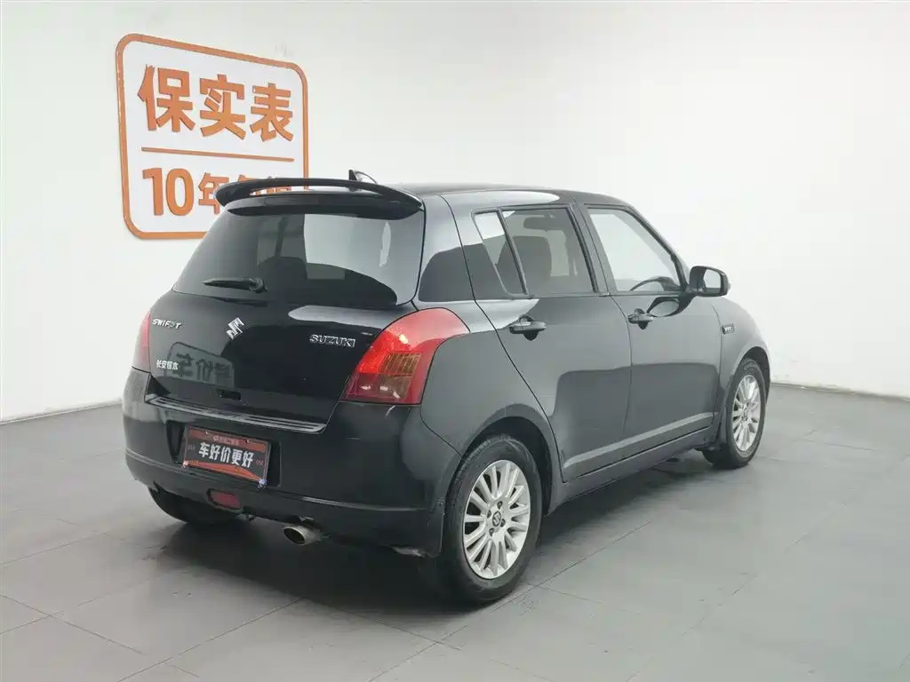 SUZUKI SWIFT 2010