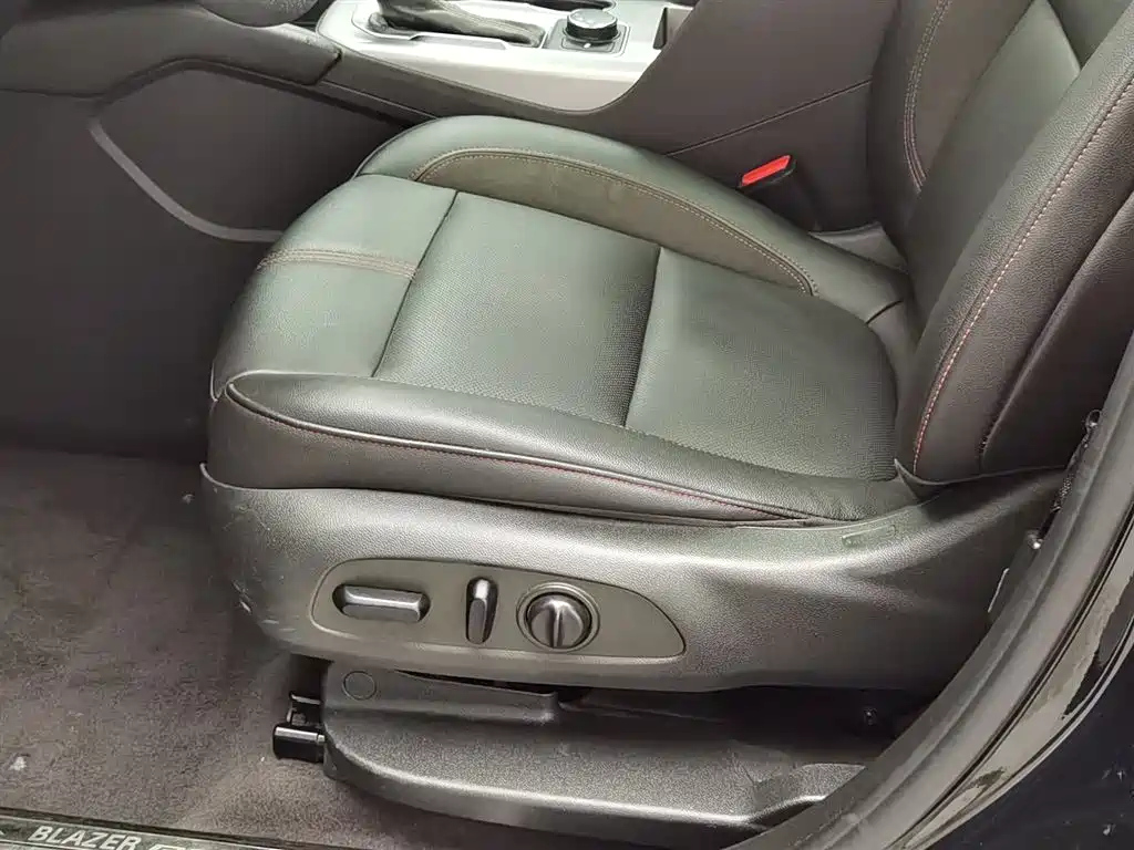 CHEVROLET BLAZER 2021