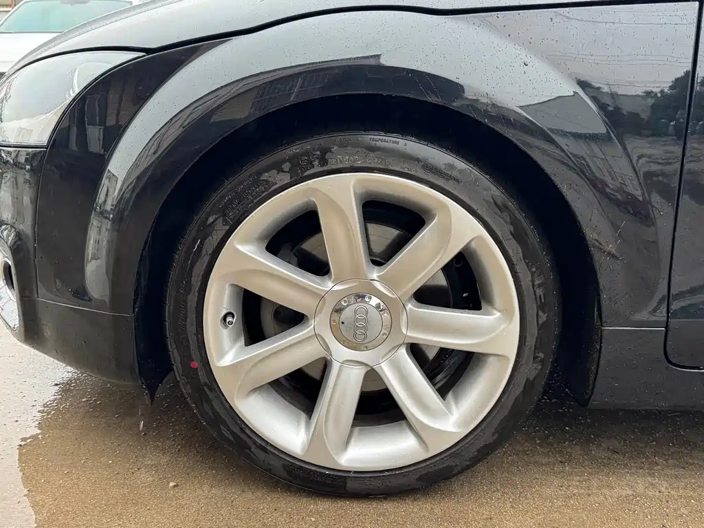 AUDI TT 2011
