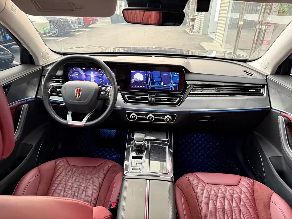 HONGQI HS5 2023