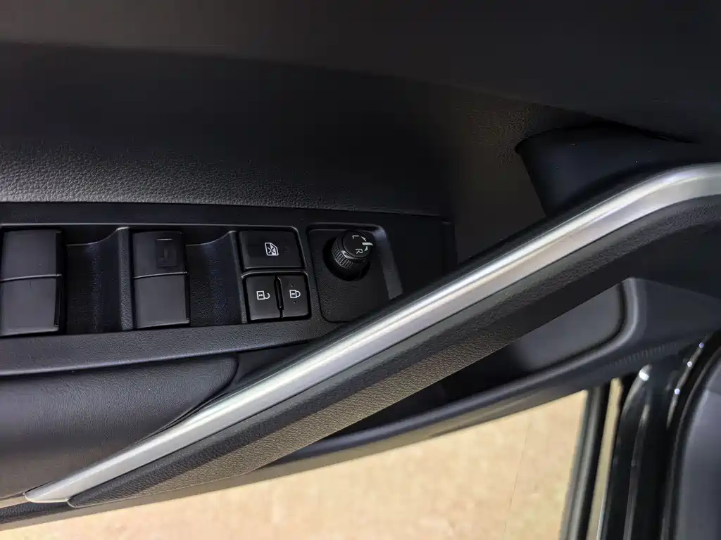 TOYOTA COROLLA CROSS 2022