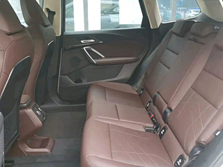 BMW IX1  2023