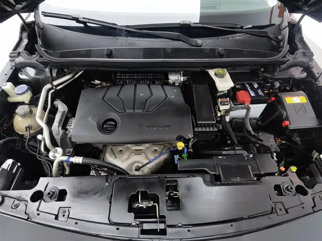 PEUGEOT 408 2015