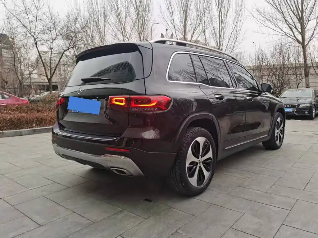 MERCEDES BENZ GLB 2021