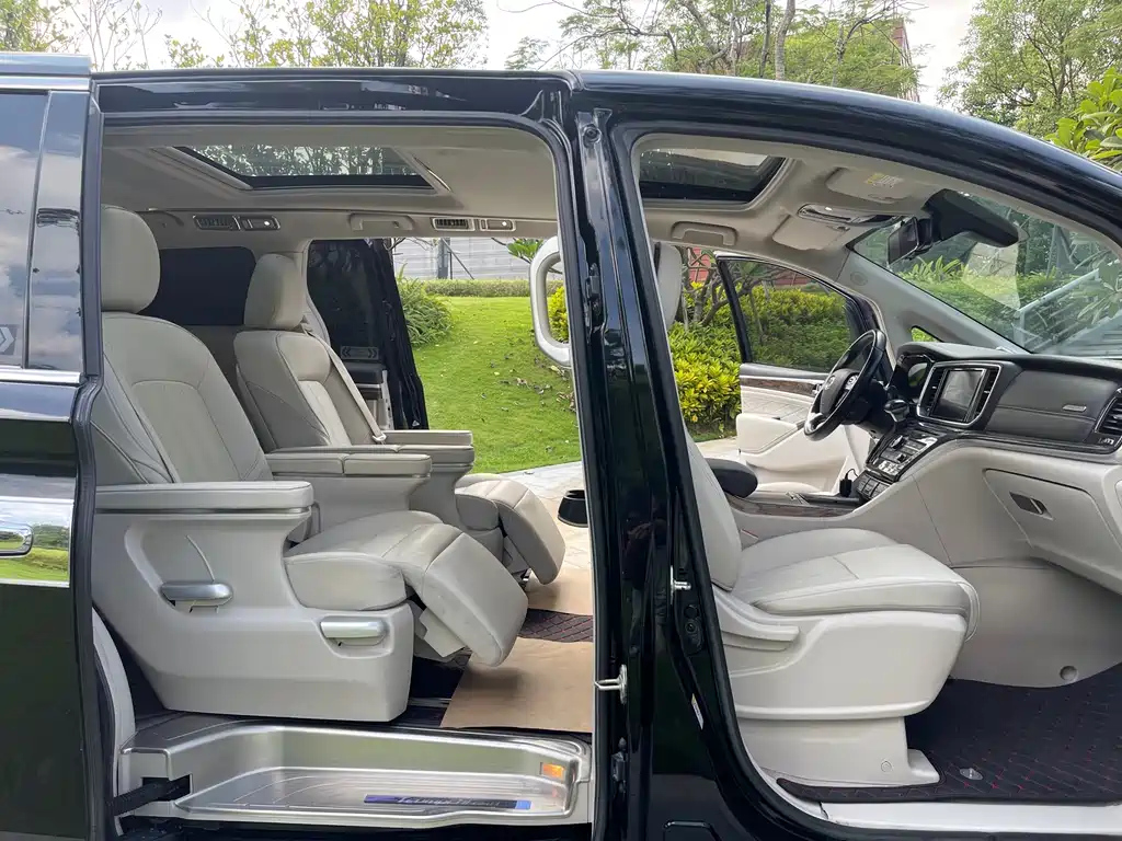 TRUMPCHI M8 2018