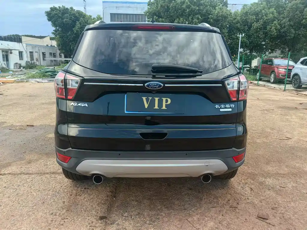FORD ESCAPE 2018