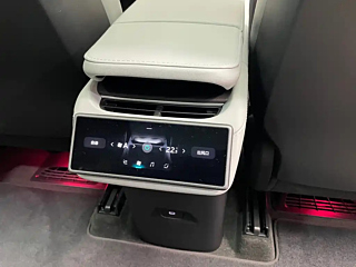 NIO ES6  2025 YEAR 75KWH 2025
