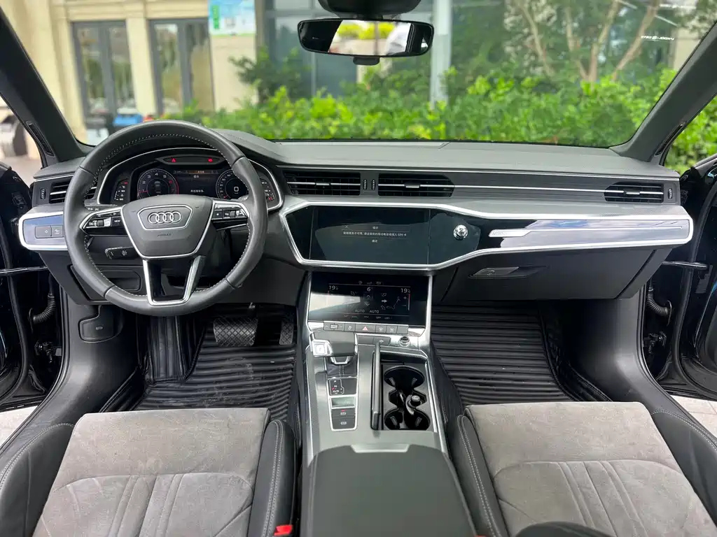 AUDI A6L 2019