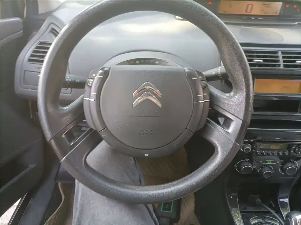 CITROEN C-QUATRE 2013