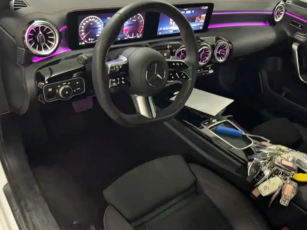 MERCEDES BENZ A-CLASS 2024