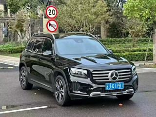 MERCEDES BENZ GLB 2023
