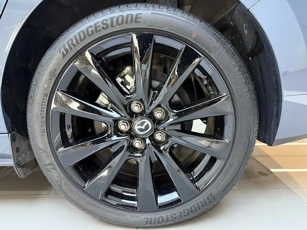 MAZDA 3 AXELA 2022