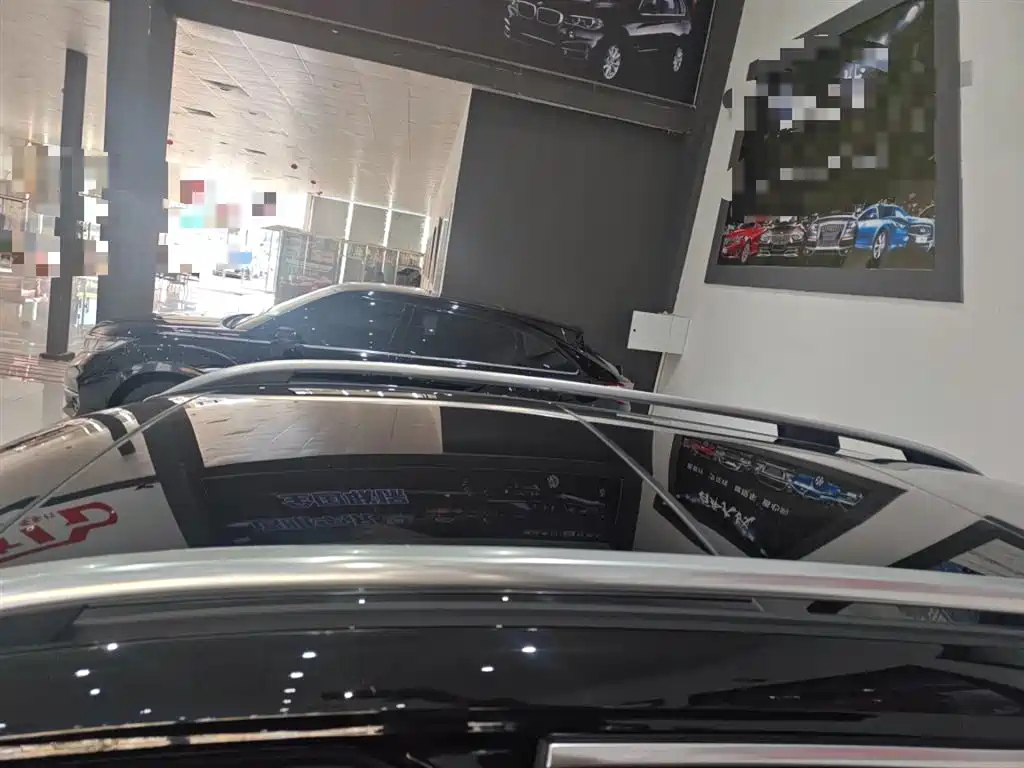 MERCEDES BENZ GLB 2023