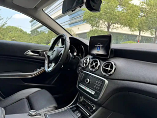 MERCEDES BENZ GLA  2018 YEAR GLA 200 FASHION 2018