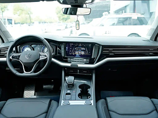 VOLKSWAGEN TOUAREG 2022 YEAR 2.0TSI NAVIGATOR EDITION 2022