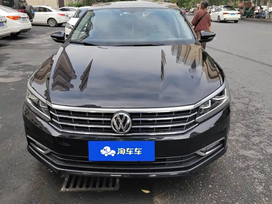 VOLKSWAGEN PASSAT 2016