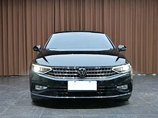 VOLKSWAGEN MAGOTAN 2023