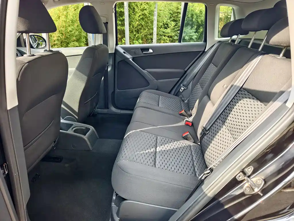 VOLKSWAGEN TIGUAN 2010