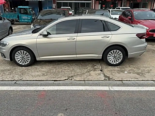VOLKSWAGEN LAVIDA  2022 YEAR 1.5L AUTOMATIC  EDITION 2022