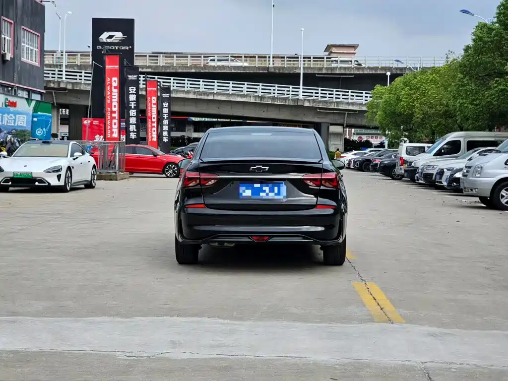 CHEVROLET CRUZE 2021