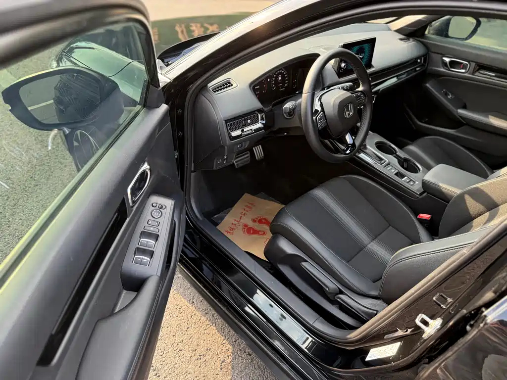 HONDA CIVIC 2023