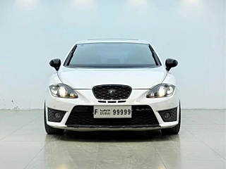 Заказать SEAT LEON