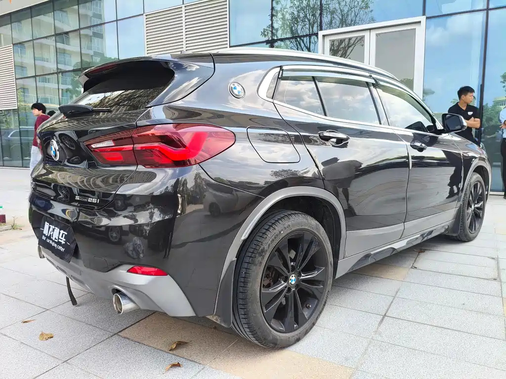 BMW X2 2021