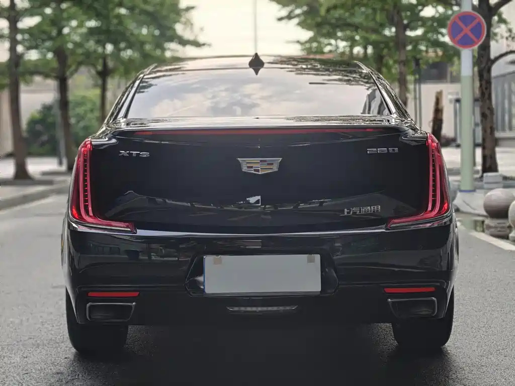 CADILLAC XTS 2018