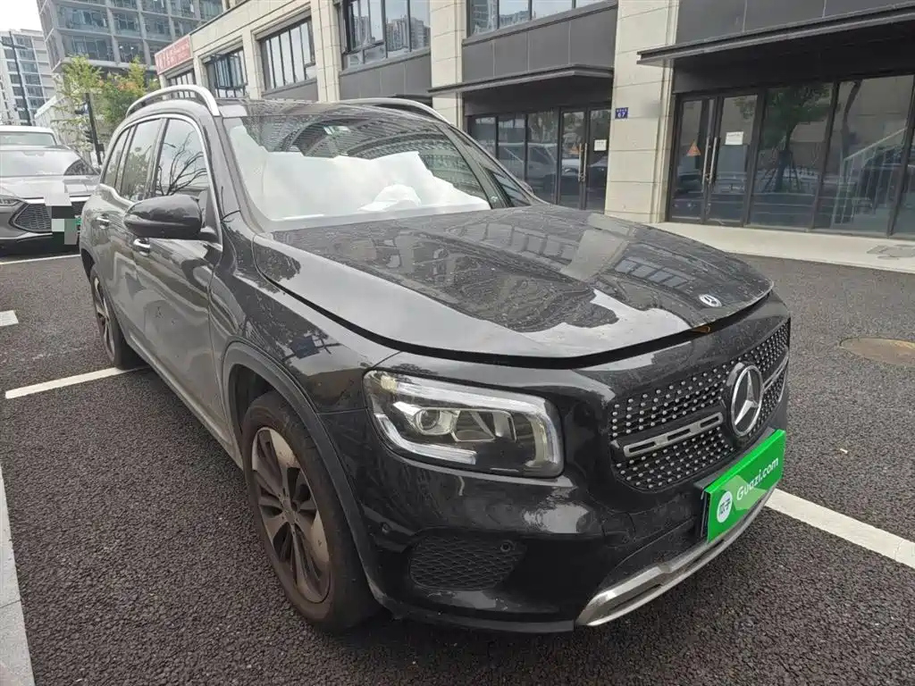 MERCEDES BENZ GLB 2021