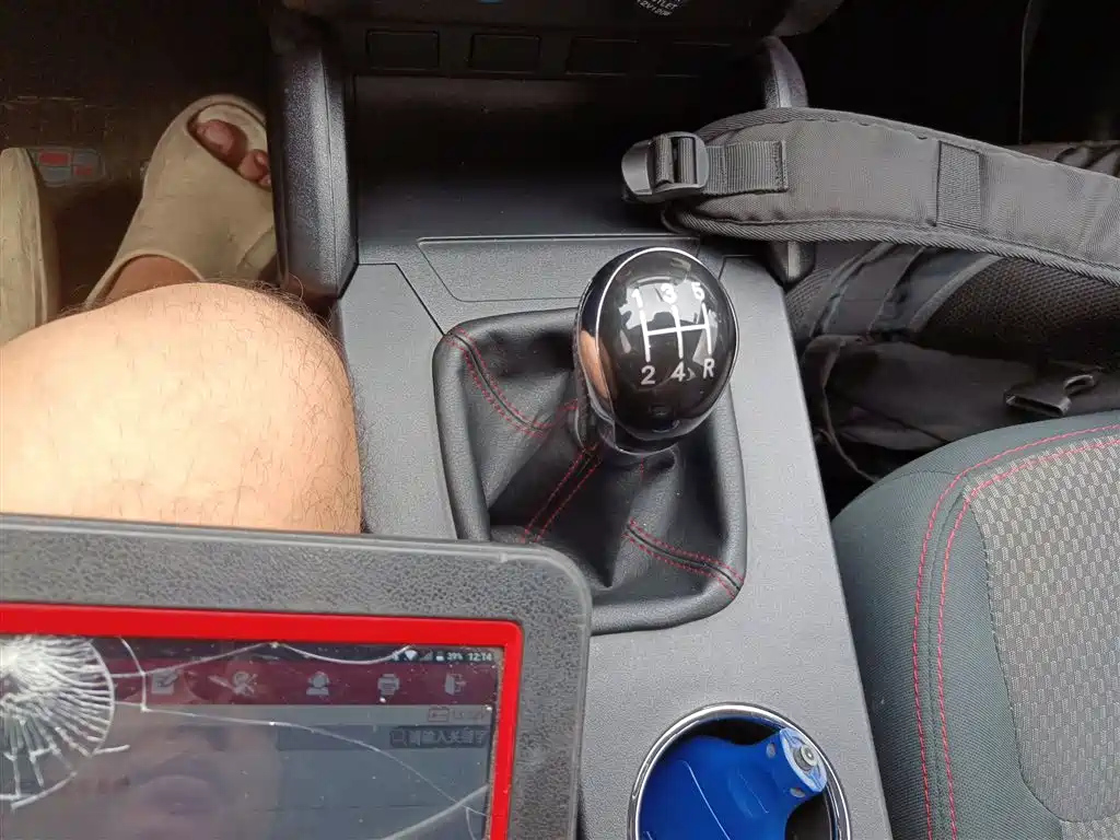 GEELY AUTO GX7 2015
