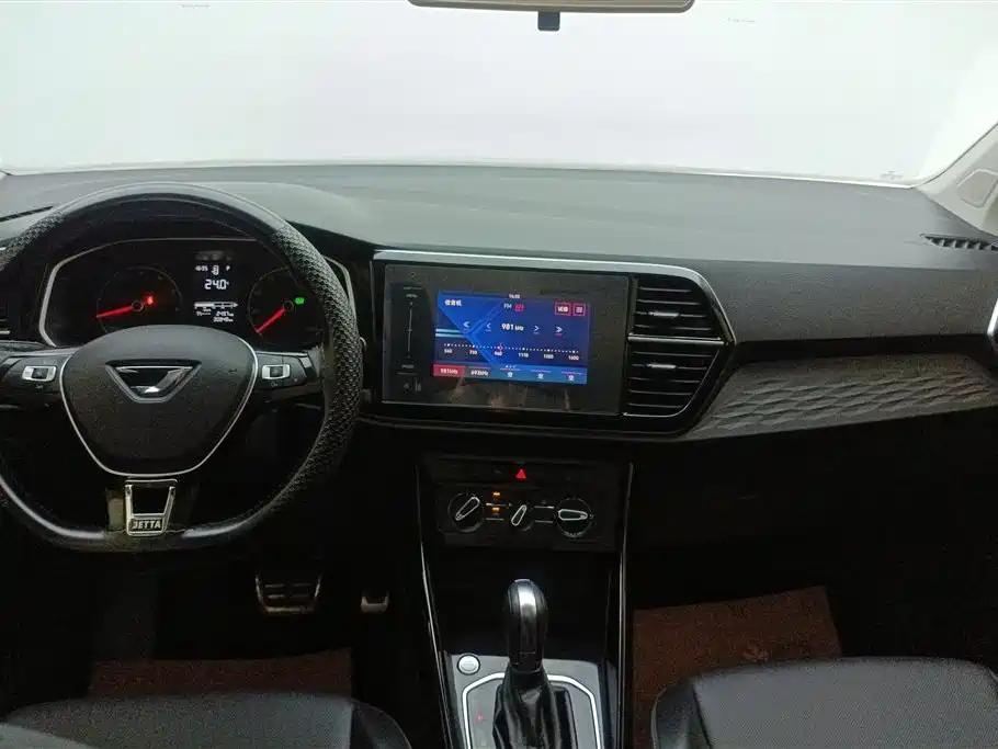 JETTA VS7 2021
