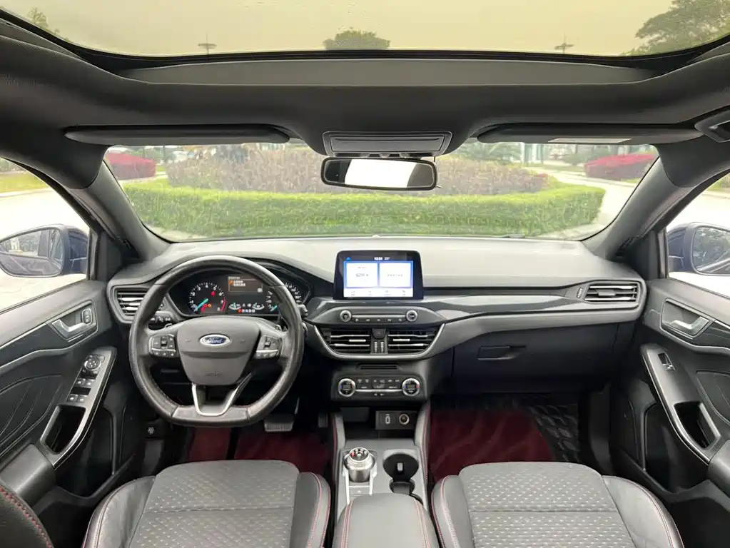 FORD FOCUS 2020