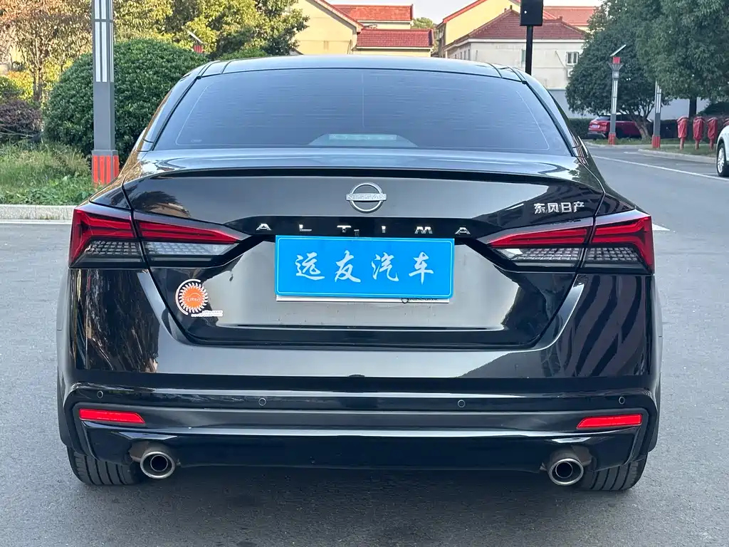 NISSAN TEANA 2024
