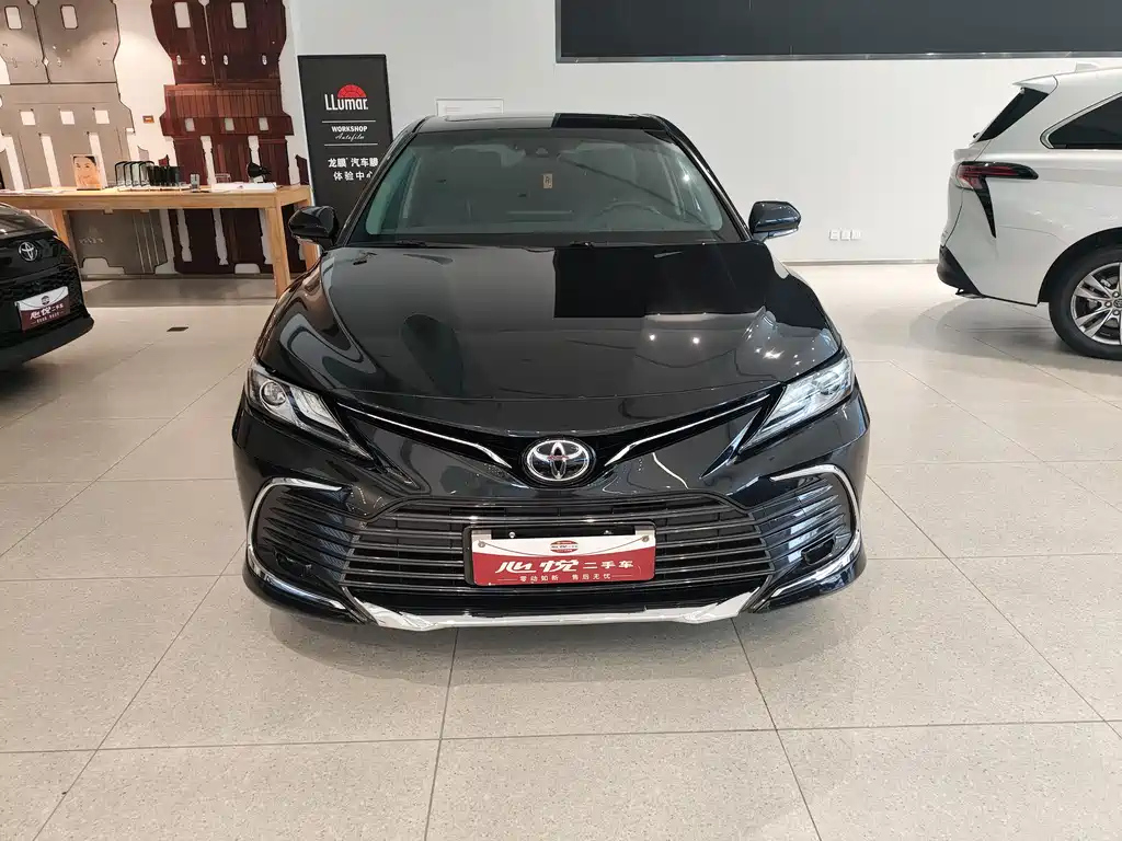 TOYOTA CAMRY 2023