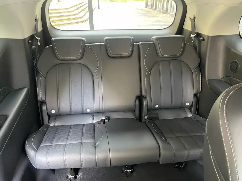 DONGFENG XINGHAI V9 2025