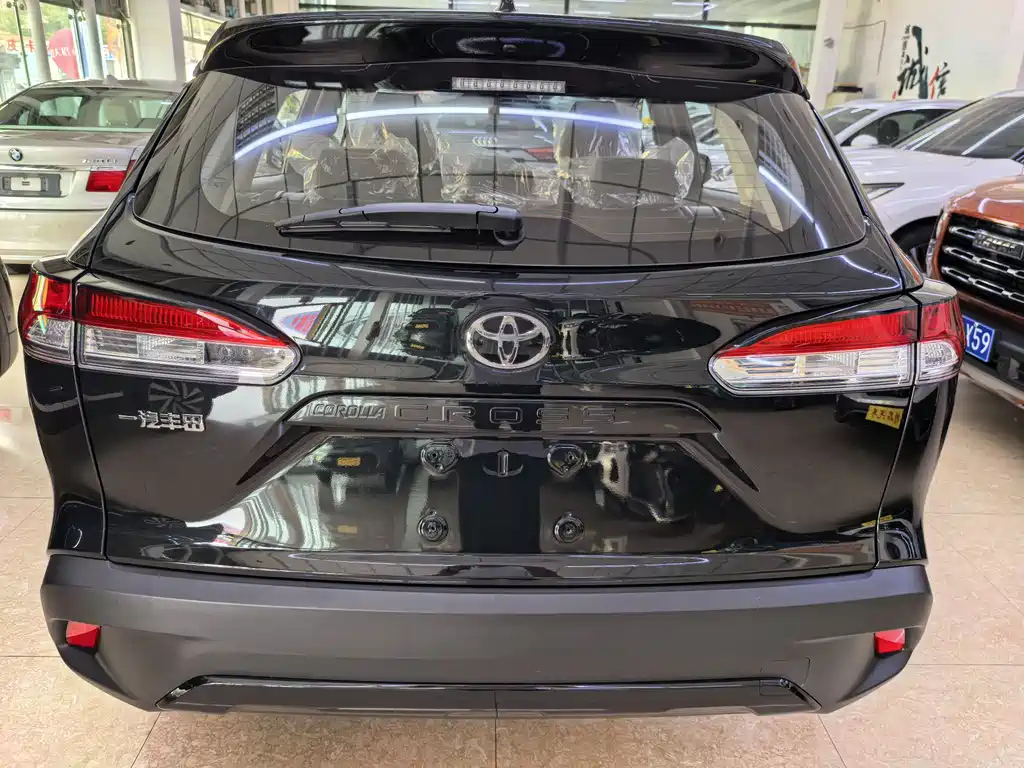 TOYOTA COROLLA CROSS 2022