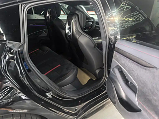 XIAOMI AUTO SU7 ULTRA  2025 YEAR ULTRA 2025