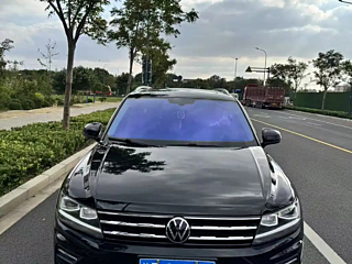 VOLKSWAGEN TIGUAN L 2021