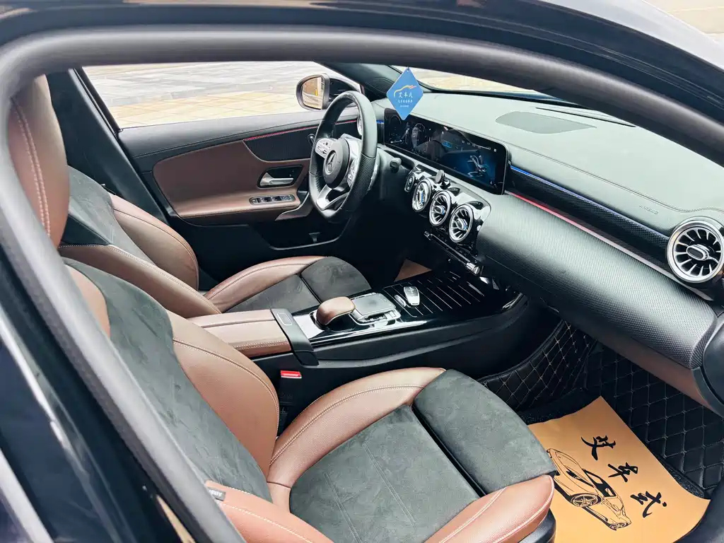 MERCEDES BENZ A-CLASS 2019