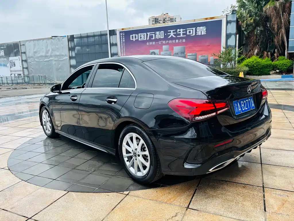 MERCEDES BENZ A-CLASS 2019
