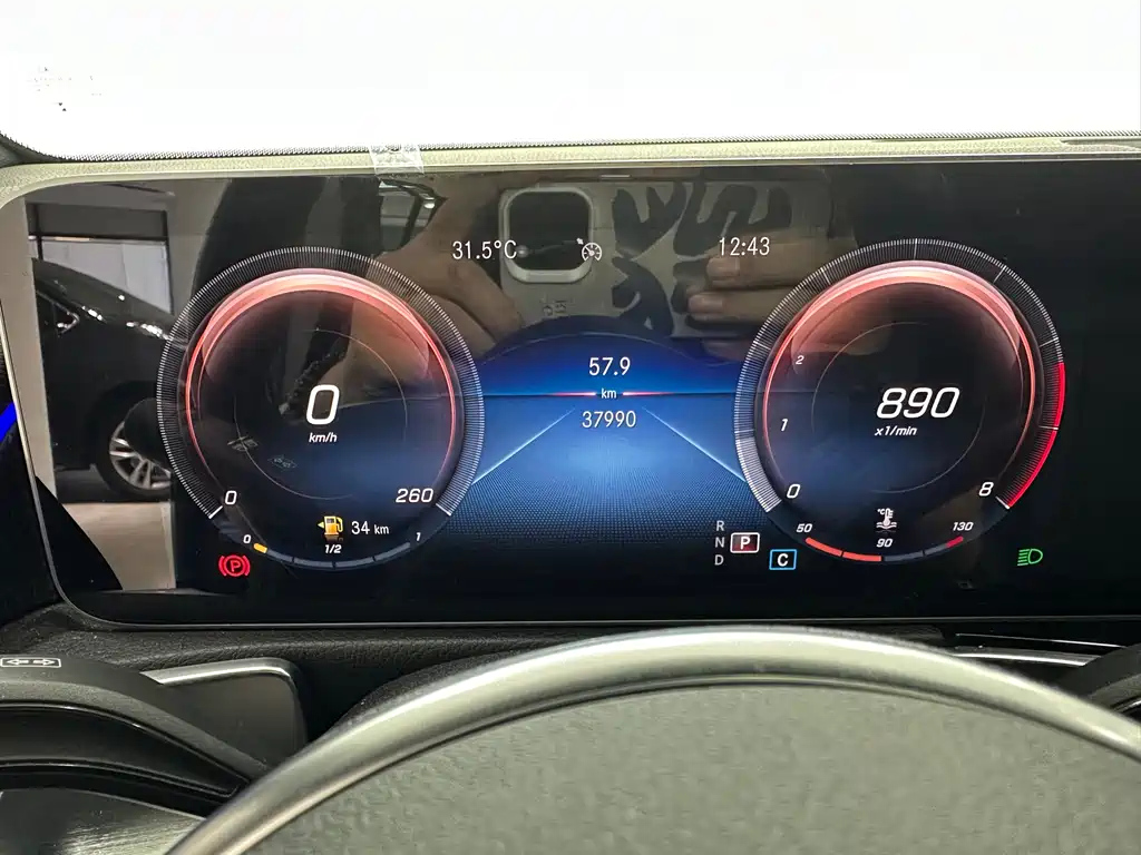 MERCEDES BENZ GLB 2020