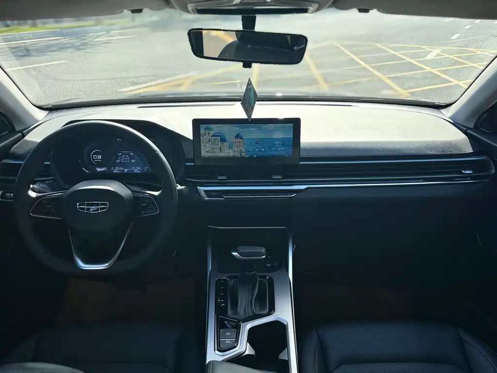 GEELY AUTO EMGRAND 2022