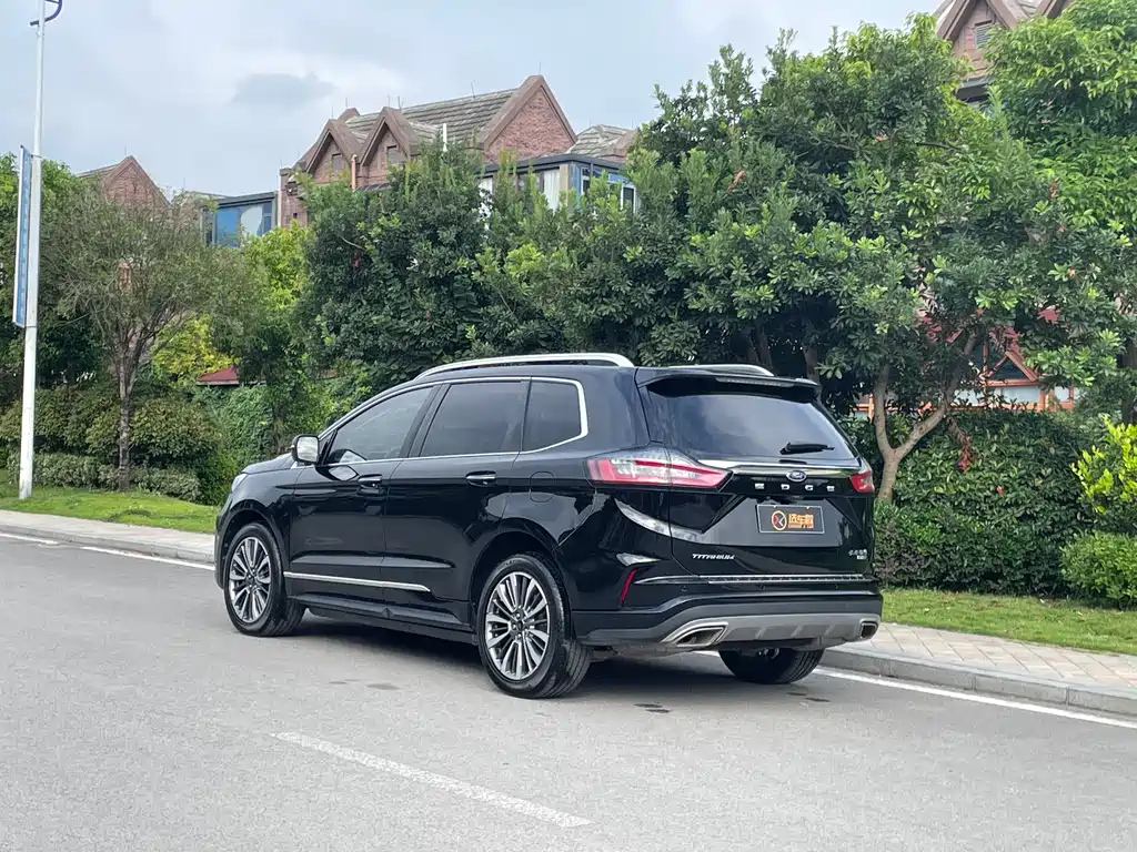 FORD EDGE 2021