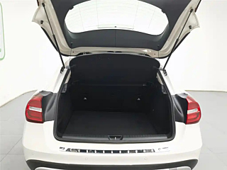 MERCEDES BENZ GLA 2015 YEAR GLA 200 FASHION 2015