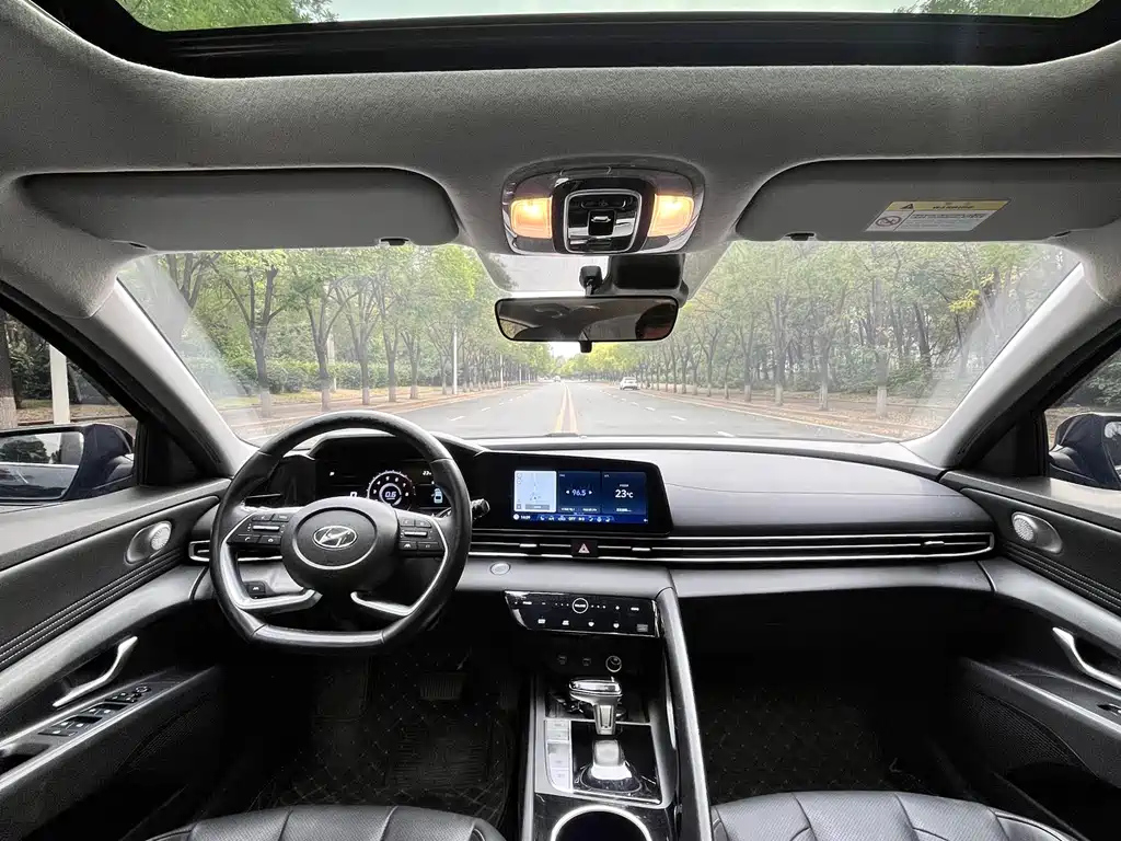HYUNDAI ELANTRA 2021