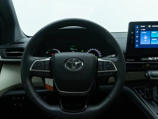 TOYOTA GRANVIA  2023 YEAR 2.5L HYBRID VIP EDITION 2023