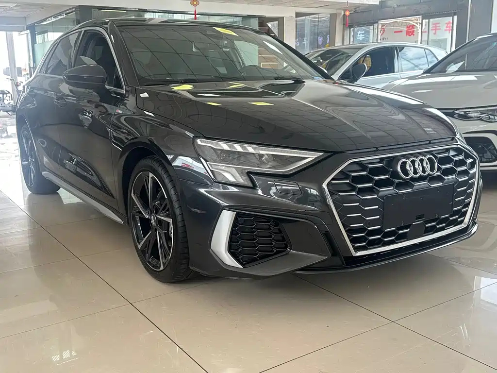AUDI A3 2022