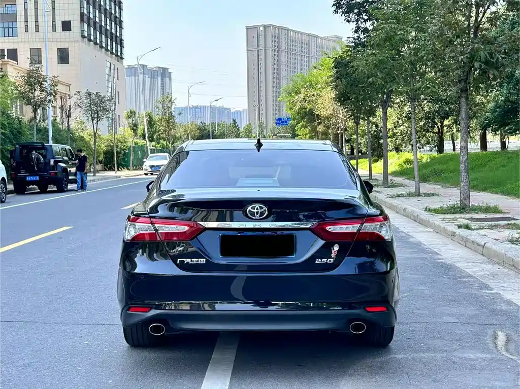 TOYOTA CAMRY 2022