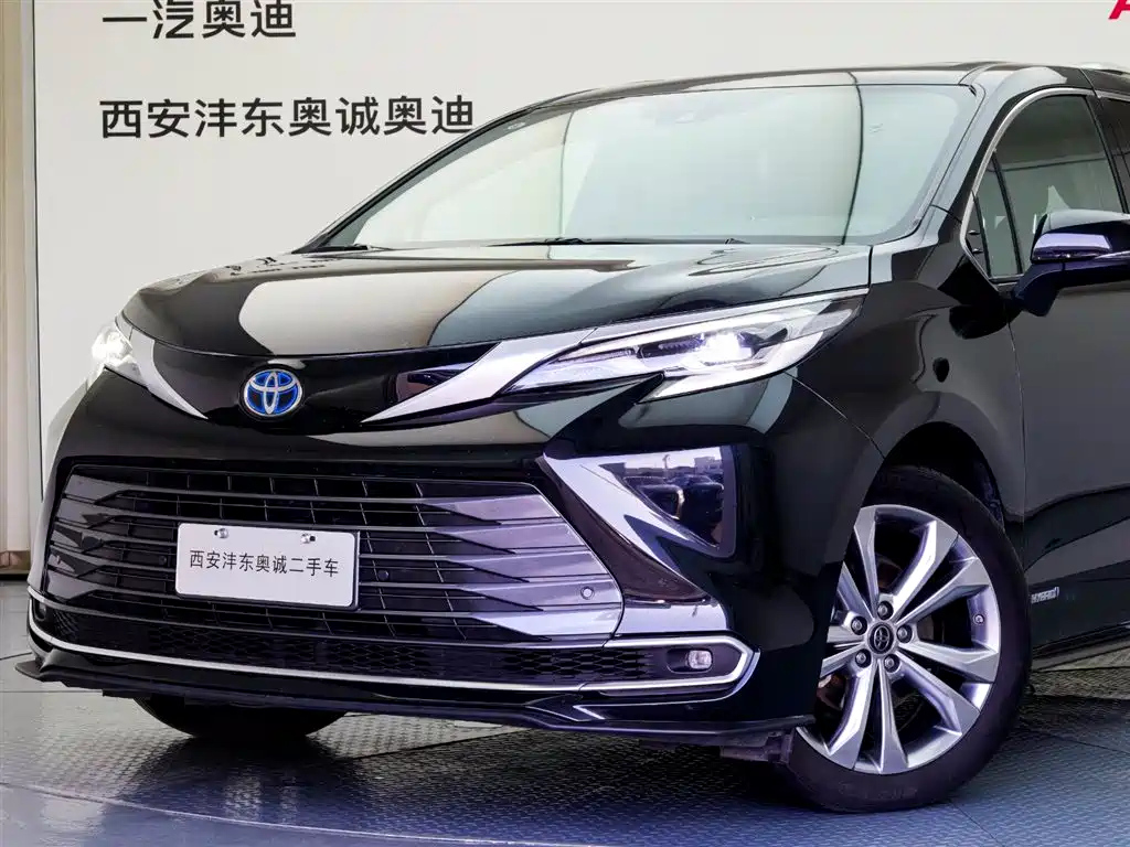 TOYOTA SIENNA SIENNA 2023