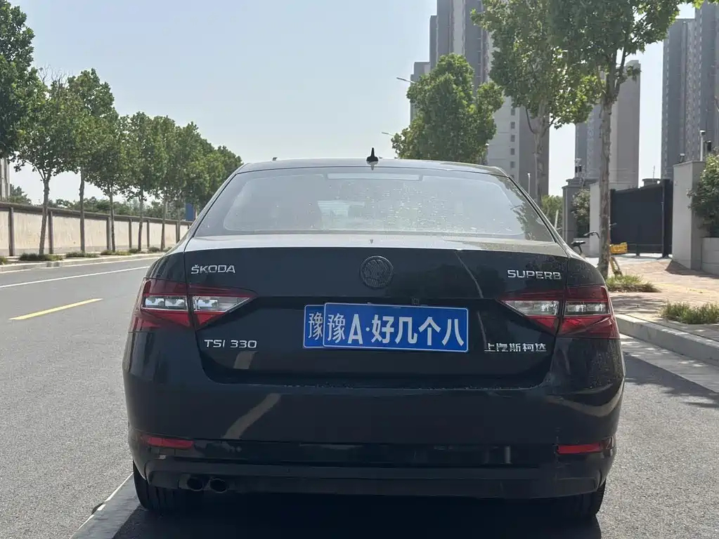 SKODA SUPERB 2018